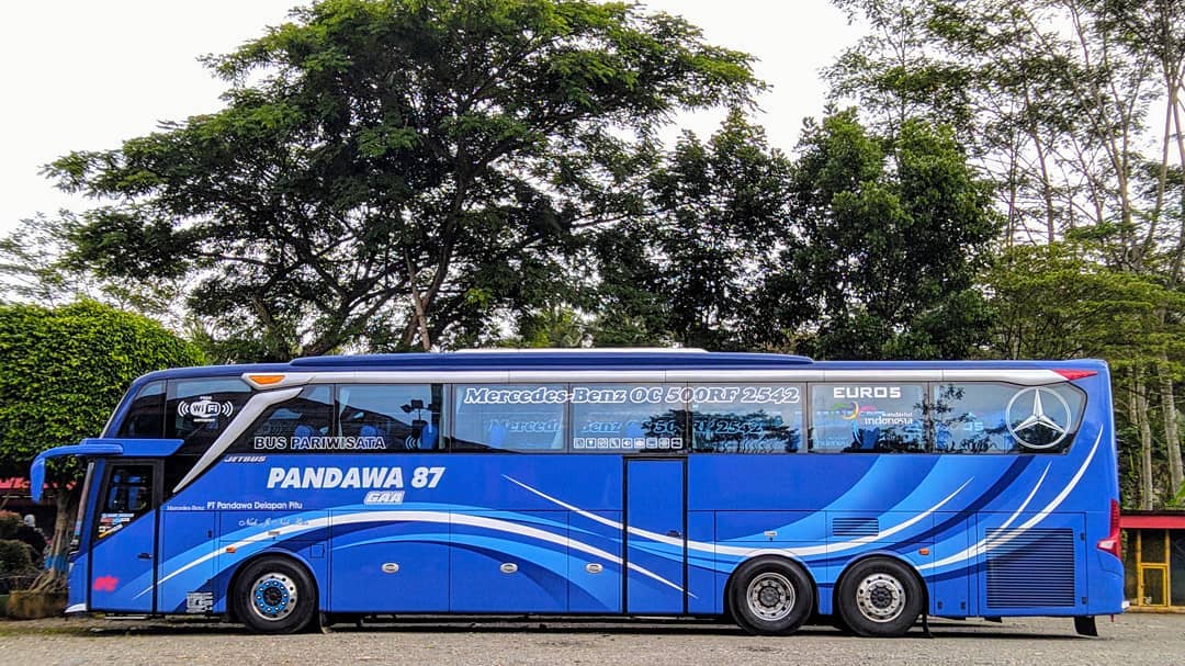 bus pandawa 87